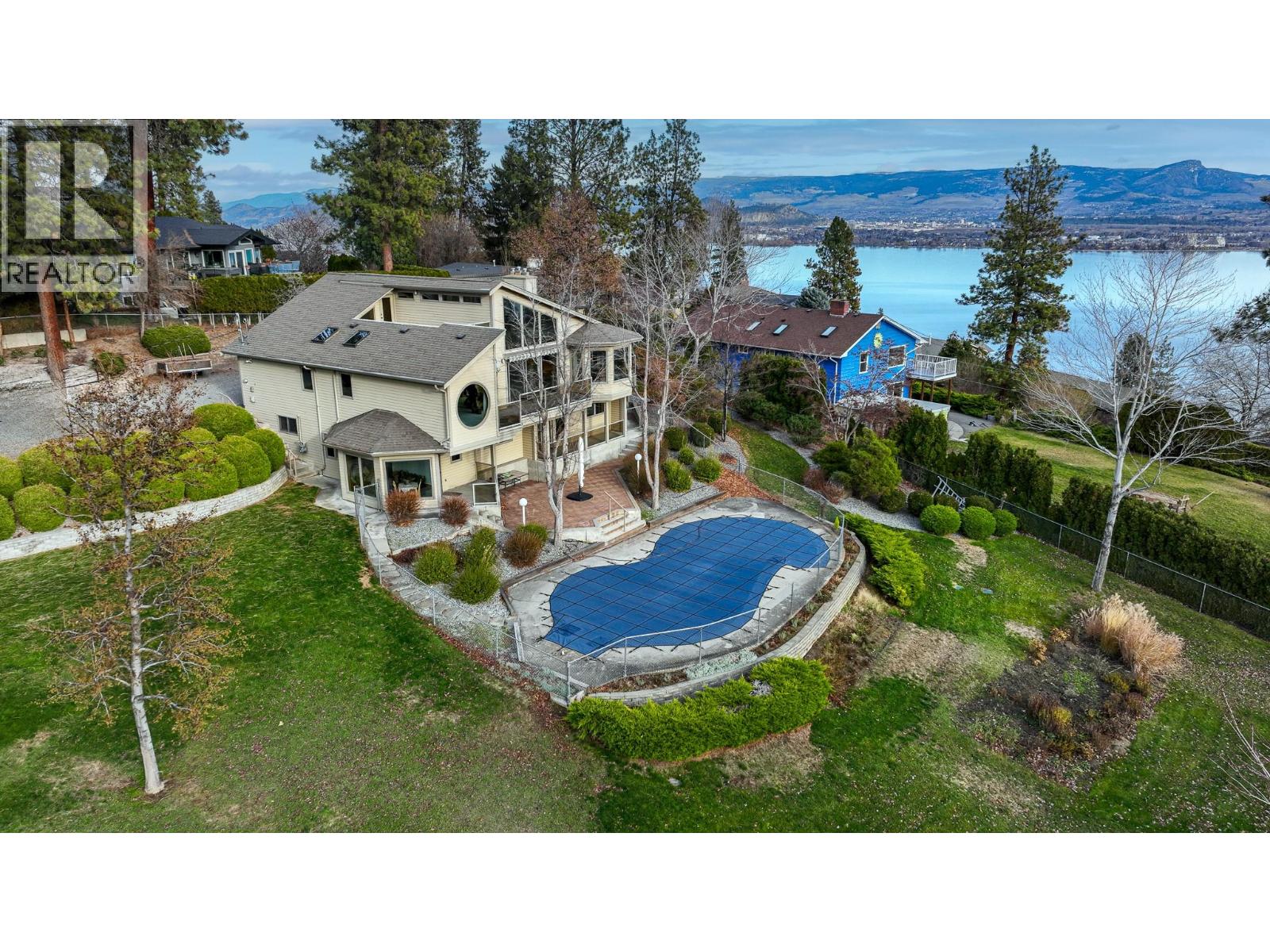  707 Brookfield Court, West Kelowna