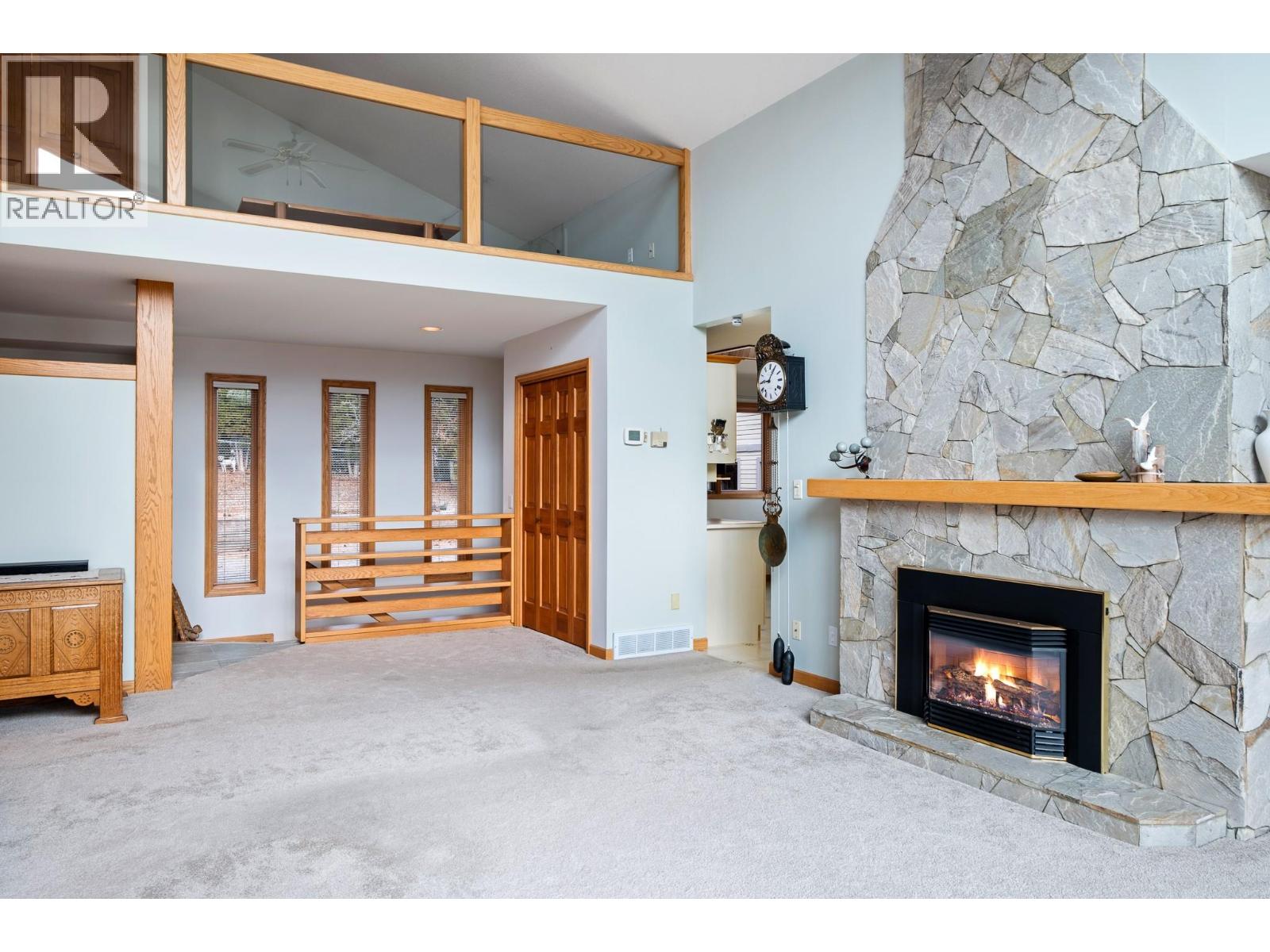  707 Brookfield Court, West Kelowna