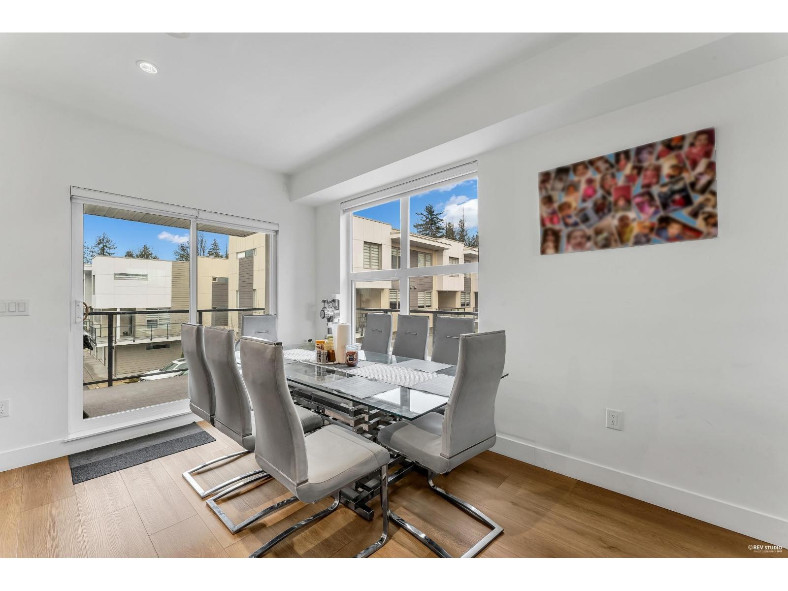 1 12585 104A AVENUE, Surrey