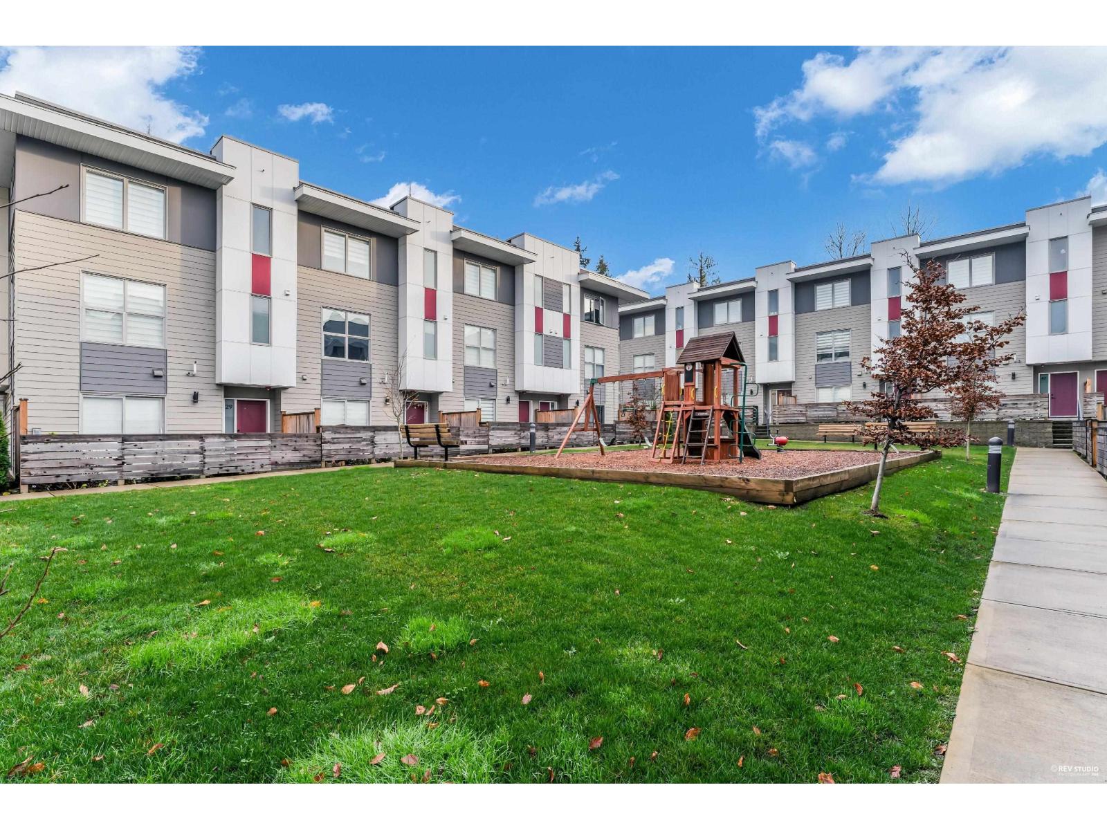 1 12585 104A AVENUE, Surrey