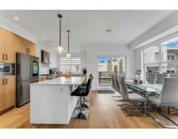 1 12585 104a Avenue, Surrey, BC V3V0G7 Photo 6