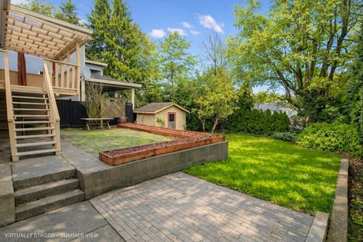 1550 KENT STREET, White Rock