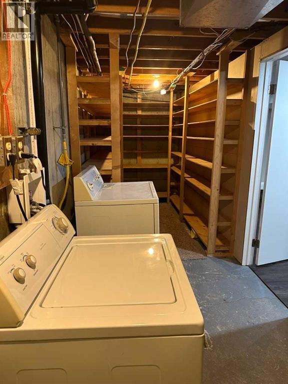 Single Family House for Sale in  Normandy Road S Glendale Lethbridge 