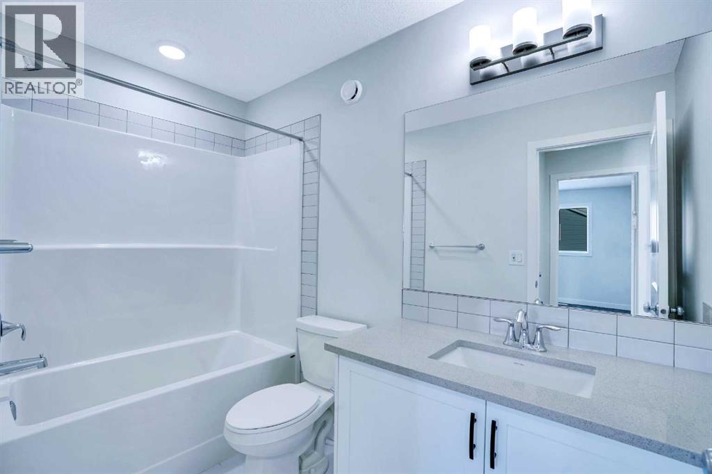 Single Family House for Sale in  Savoy Landing SE Rangeview Calgary 