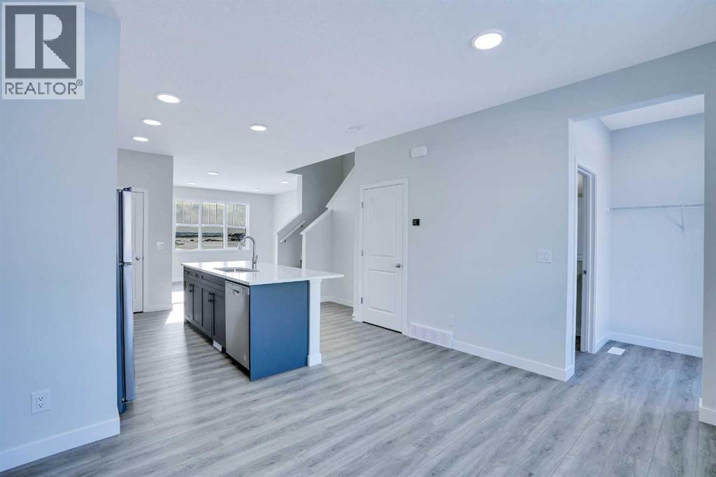 Single Family House for Sale in  Savoy Landing SE Rangeview Calgary 