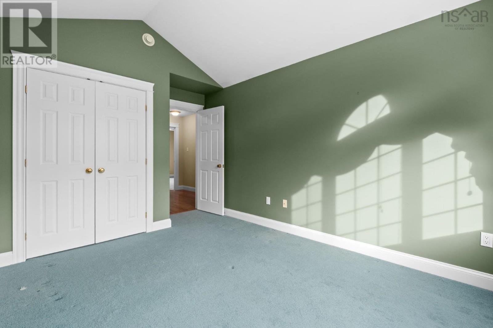 Property 26 of 49 of 52 Greenside Lane