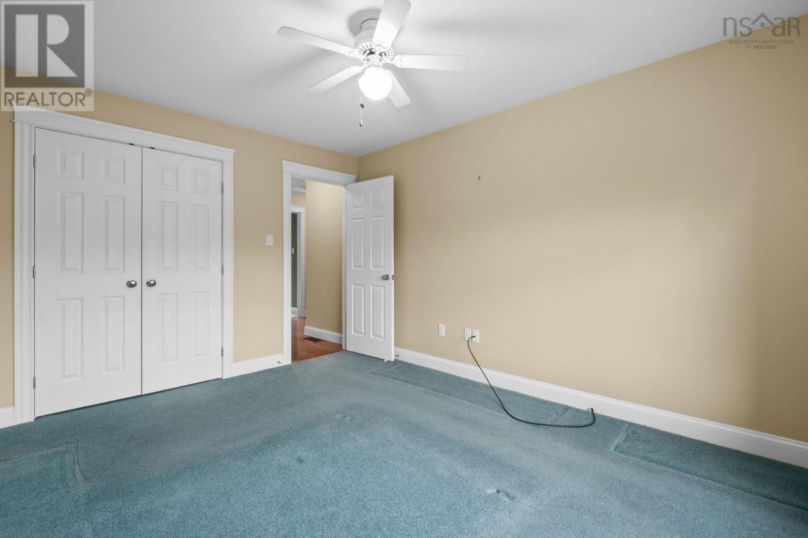 Property 30 of 49 of 52 Greenside Lane