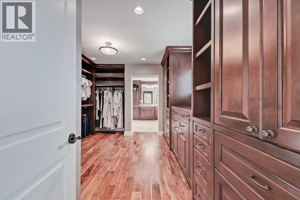 Single Family House for Sale in   Avenue SW Altadore Calgary 