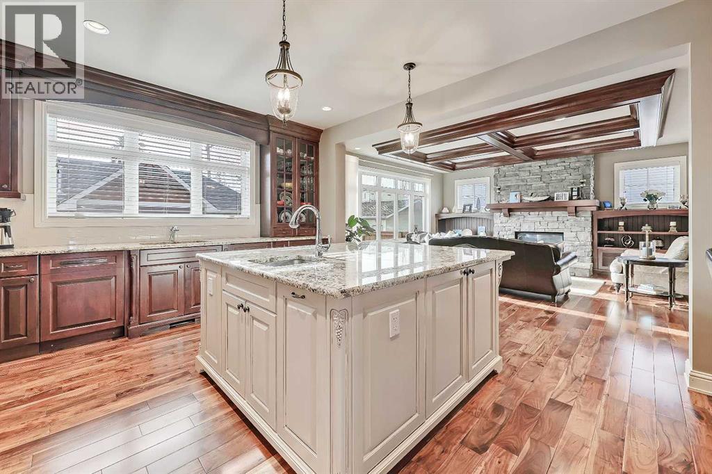 Single Family House for Sale in   Avenue SW Altadore Calgary 