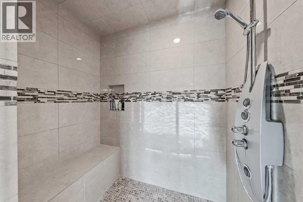 Single Family House for Sale in   Avenue SW Altadore Calgary 