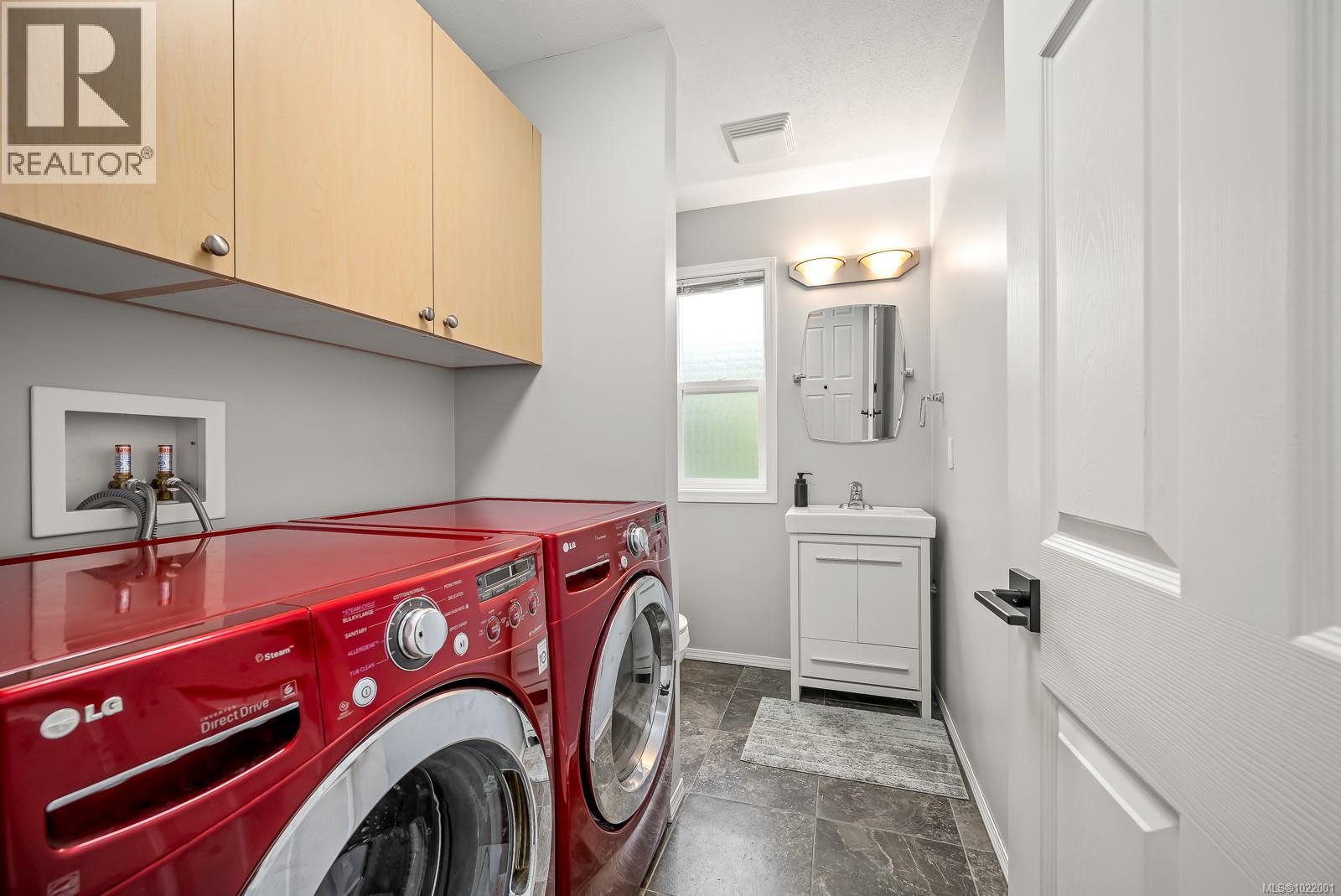 2962 Huckleberry Pl, Courtenay