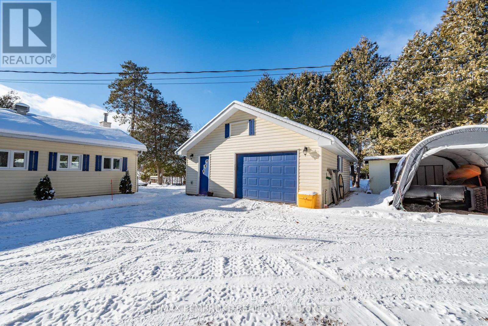 229 HOLIDAY LANE - Photo 3 of 45, North Algona Wilberforce, Ontario