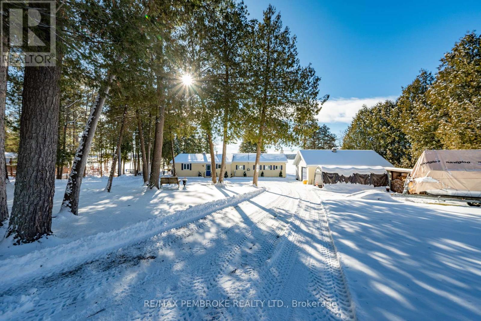 229 HOLIDAY LANE - Photo 4 of 45, North Algona Wilberforce, Ontario