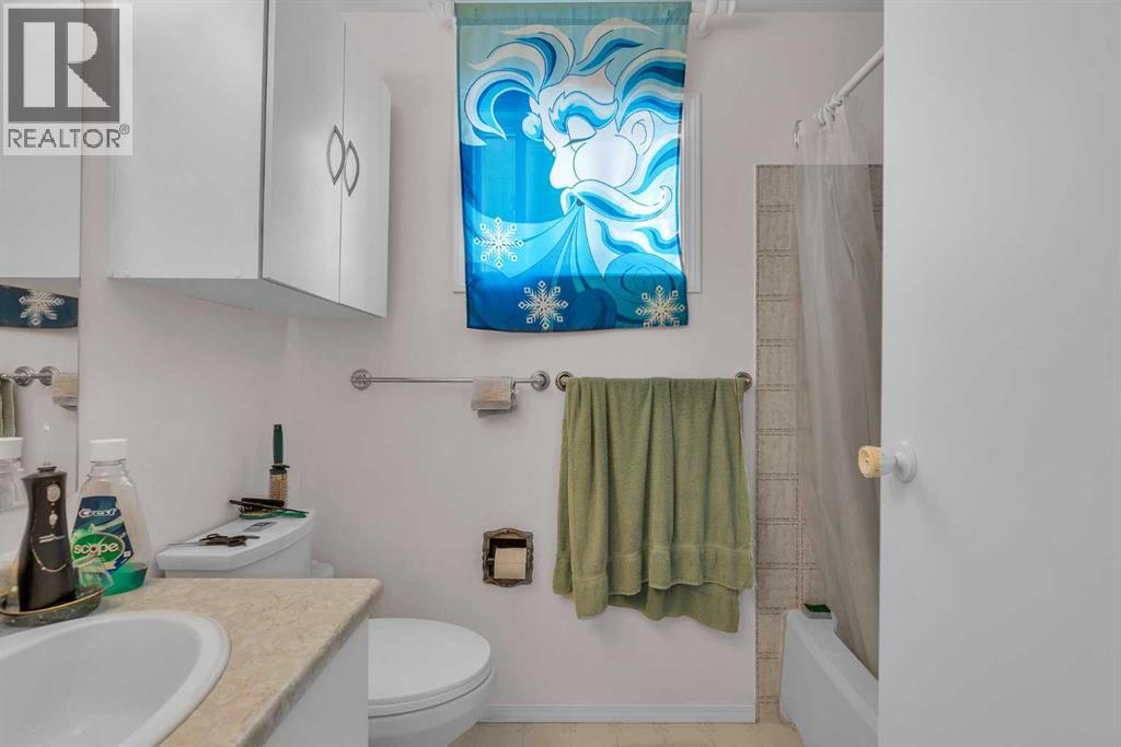 Single Family House Bungalow for Sale in  Pinemeadow Road NE Pineridge Calgary 