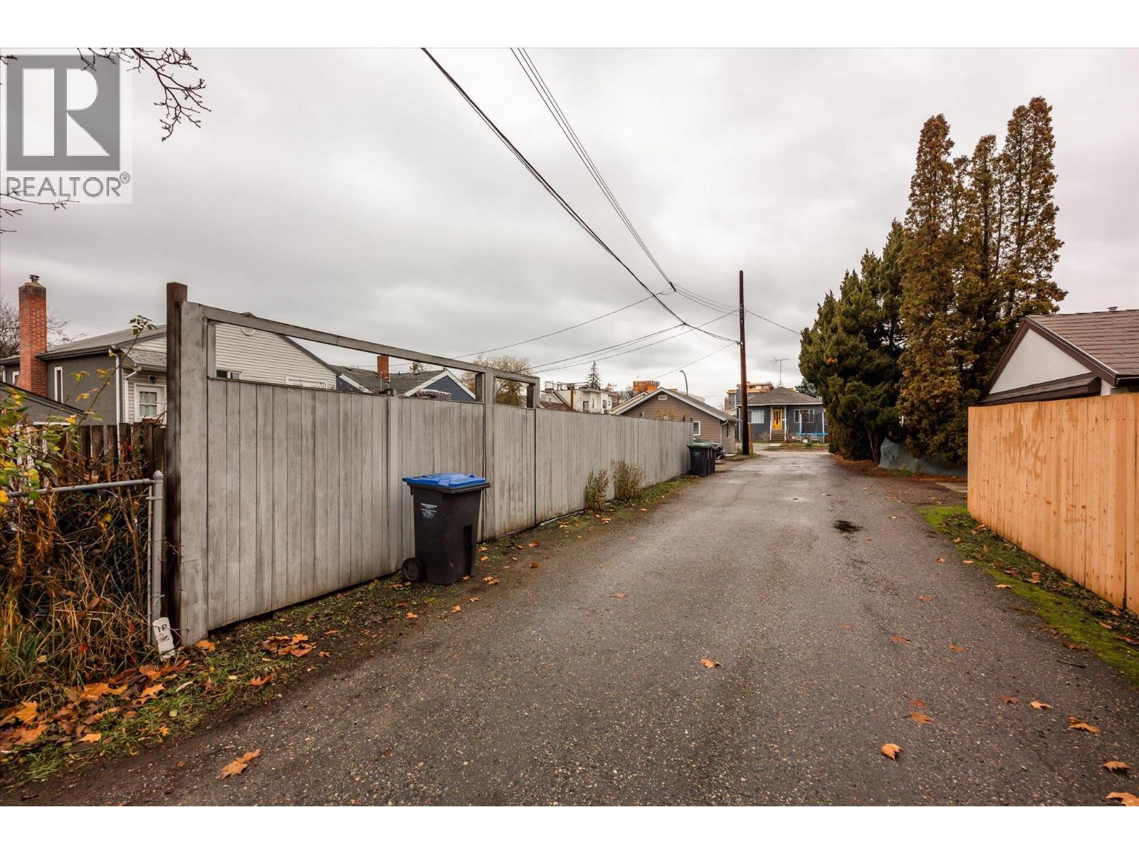  2405 Pandosy Street, Kelowna