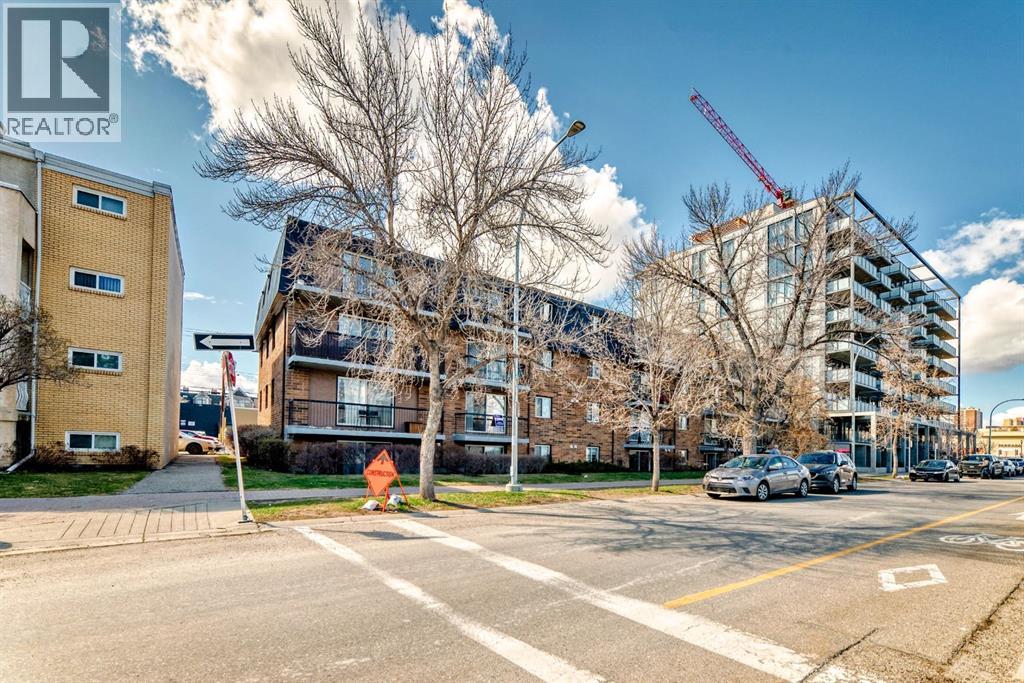 Single Family House for Sale in   A Street NW Sunnyside Calgary 