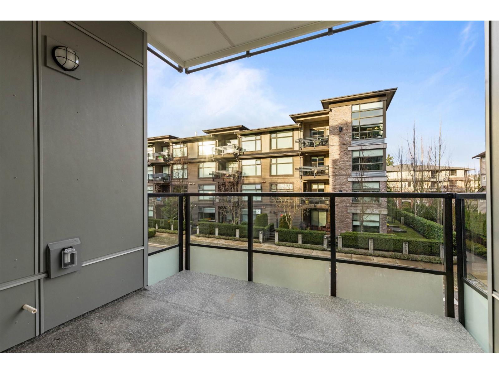 201 15353 17 AVENUE, Surrey