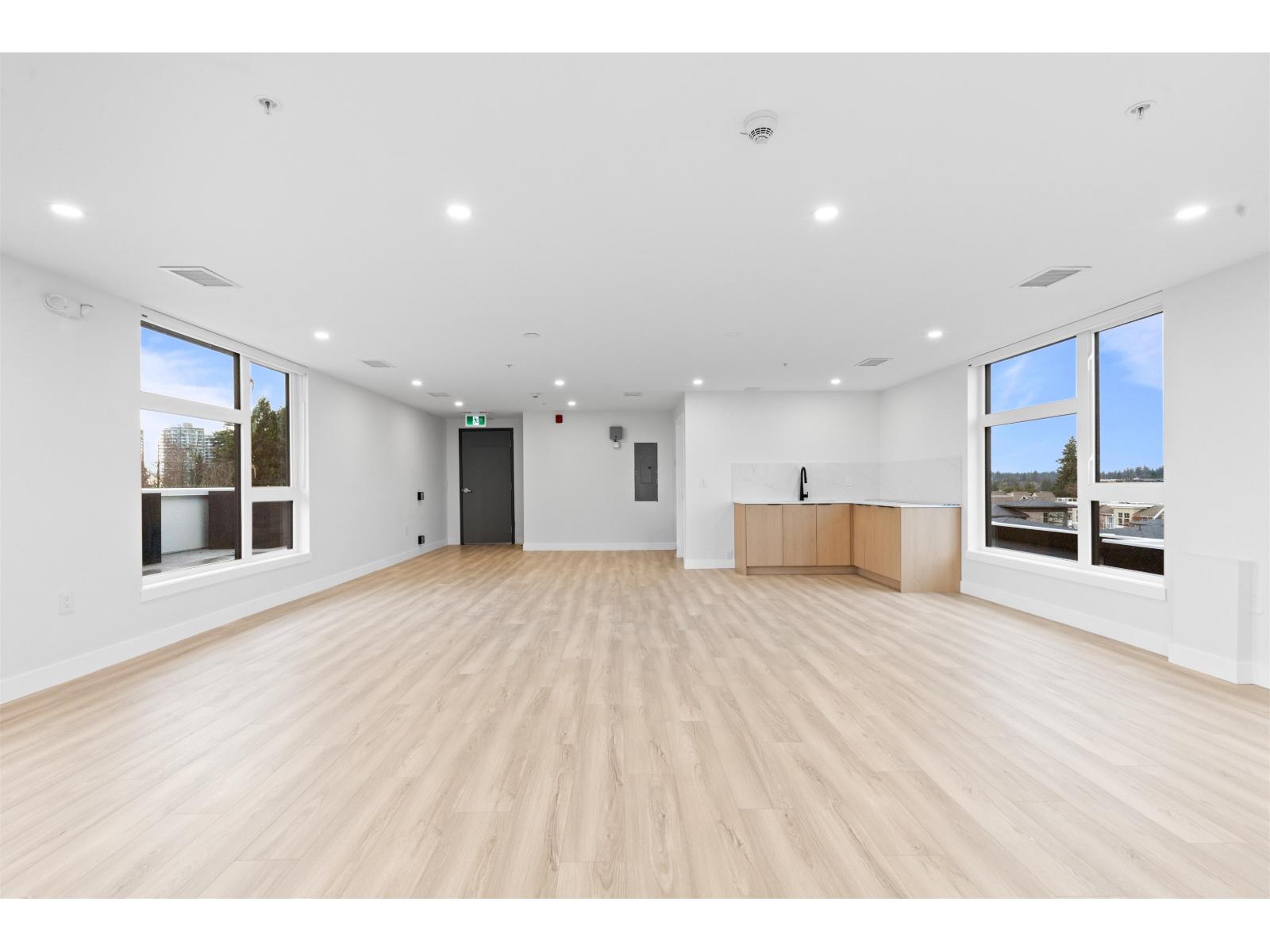 201 15353 17 AVENUE, Surrey