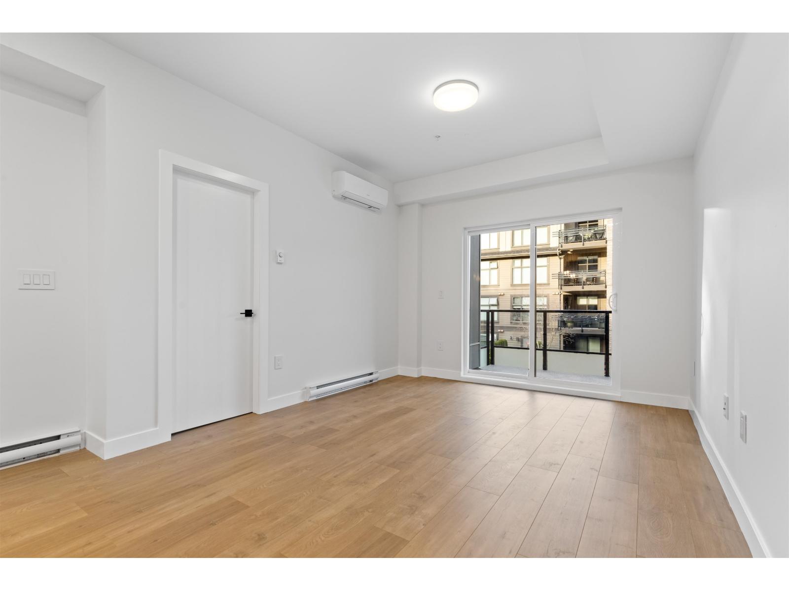 201 15353 17 AVENUE, Surrey