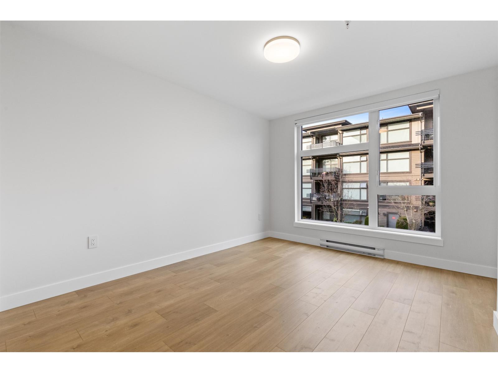 201 15353 17 AVENUE, Surrey