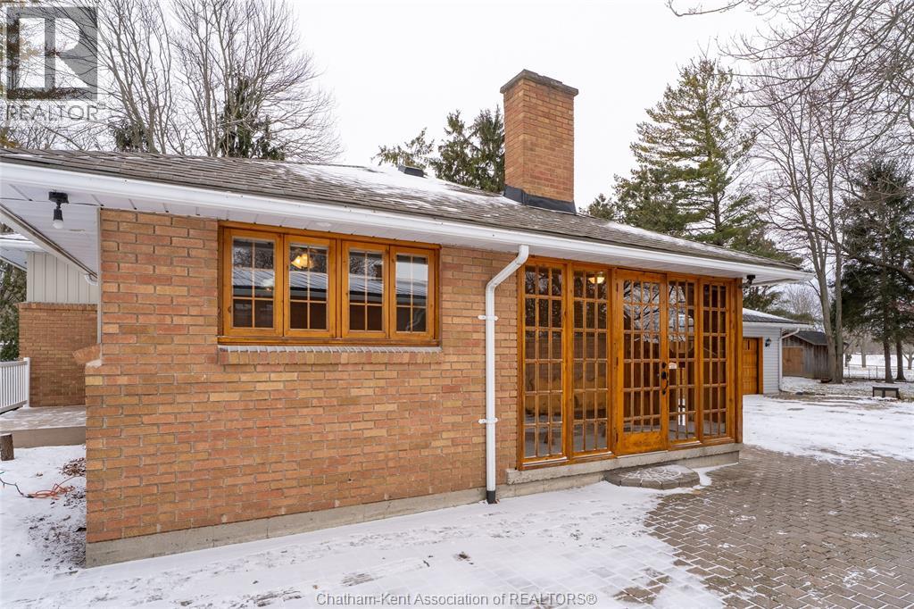 15 Detroit DRIVE - Photo 2 of 50, Chatham, Ontario