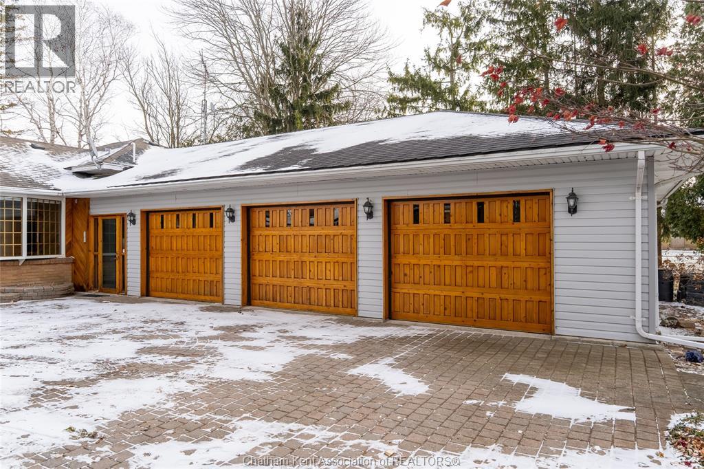 15 Detroit DRIVE - Photo 4 of 50, Chatham, Ontario