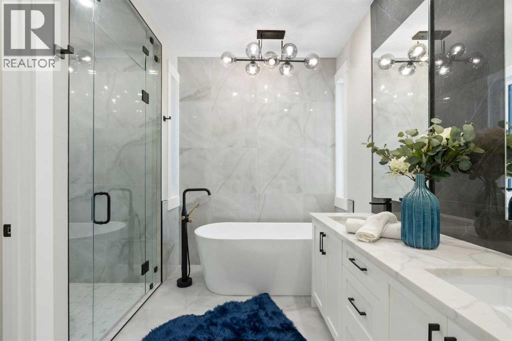 Single Family House for Sale in   Street SW Killarney/Glengarry Calgary 