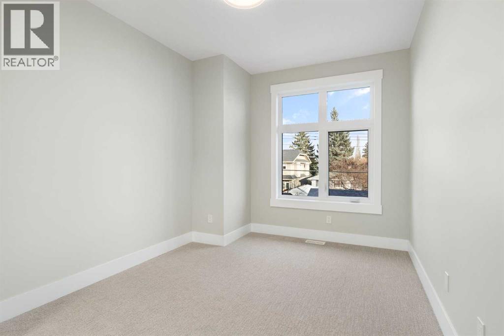 Single Family House for Sale in   Street SW Killarney/Glengarry Calgary 