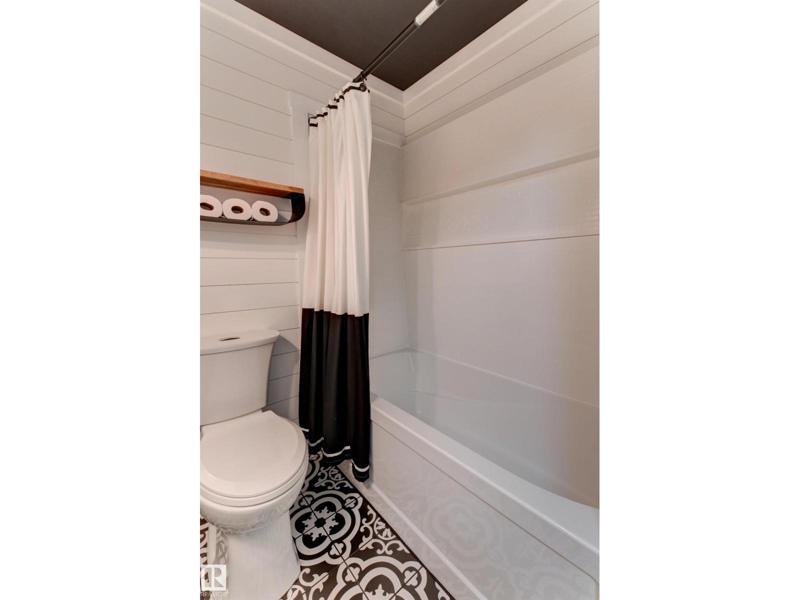 #404 10420 93 ST NW, Edmonton