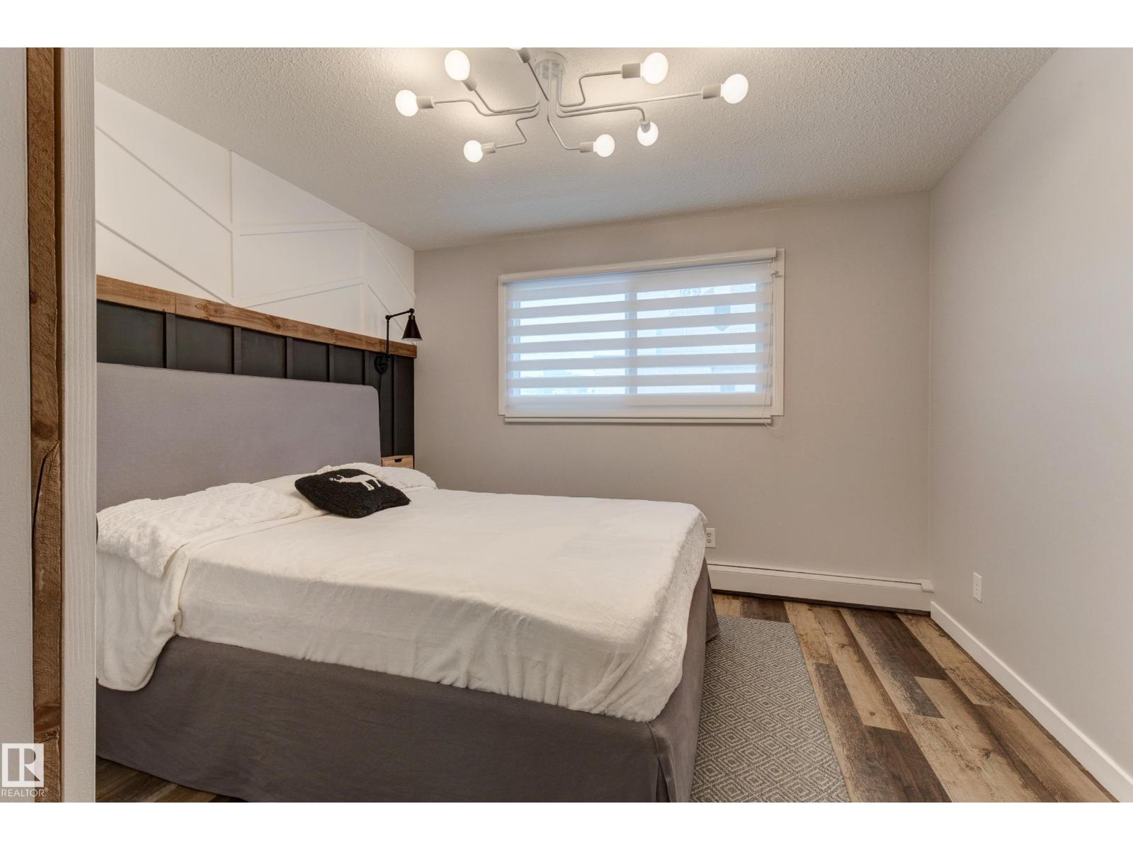 #404 10420 93 ST NW, Edmonton