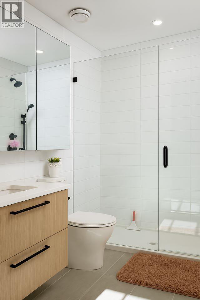 1344 HALYARD PLACE, Squamish