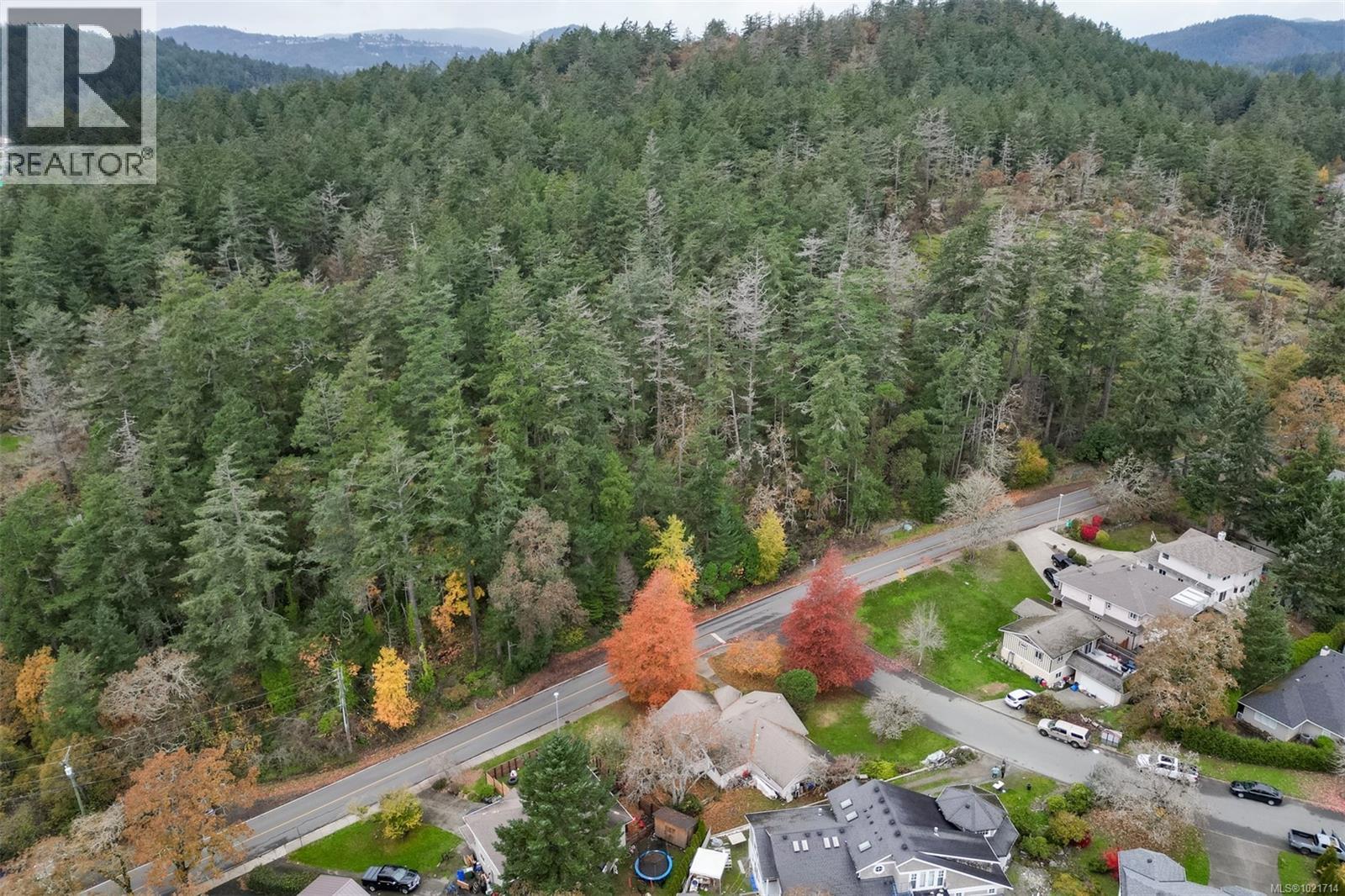 1975 Highland Rd, View Royal