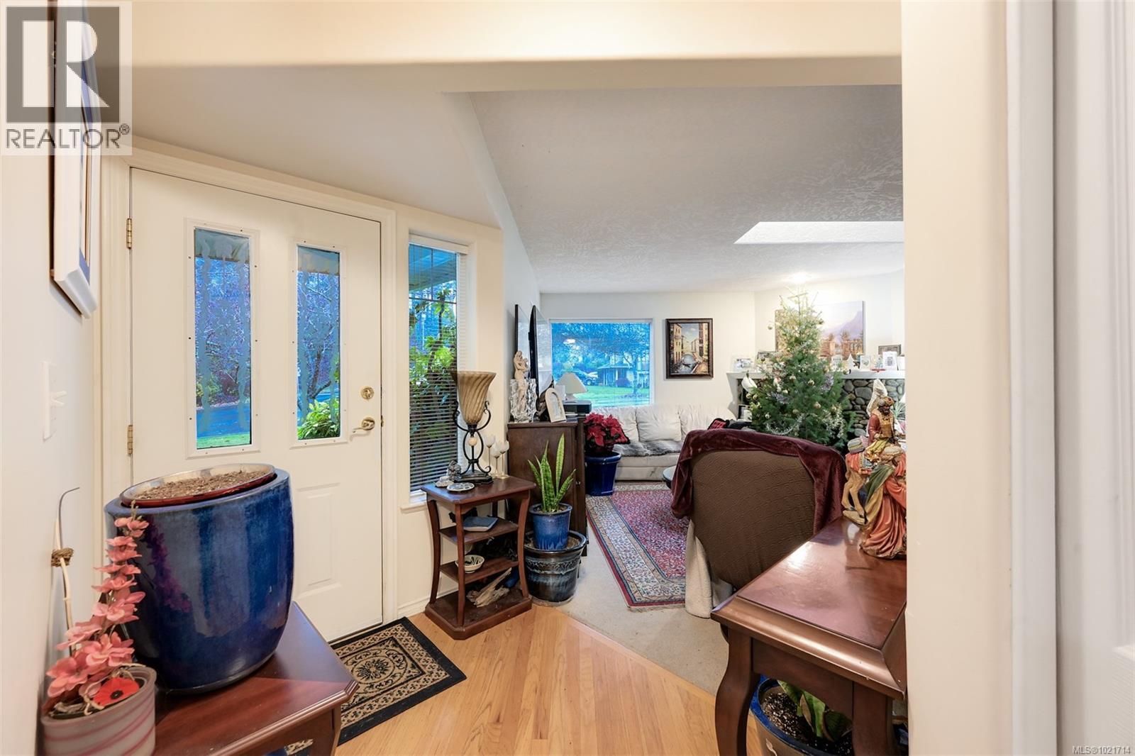 1975 Highland Rd, View Royal