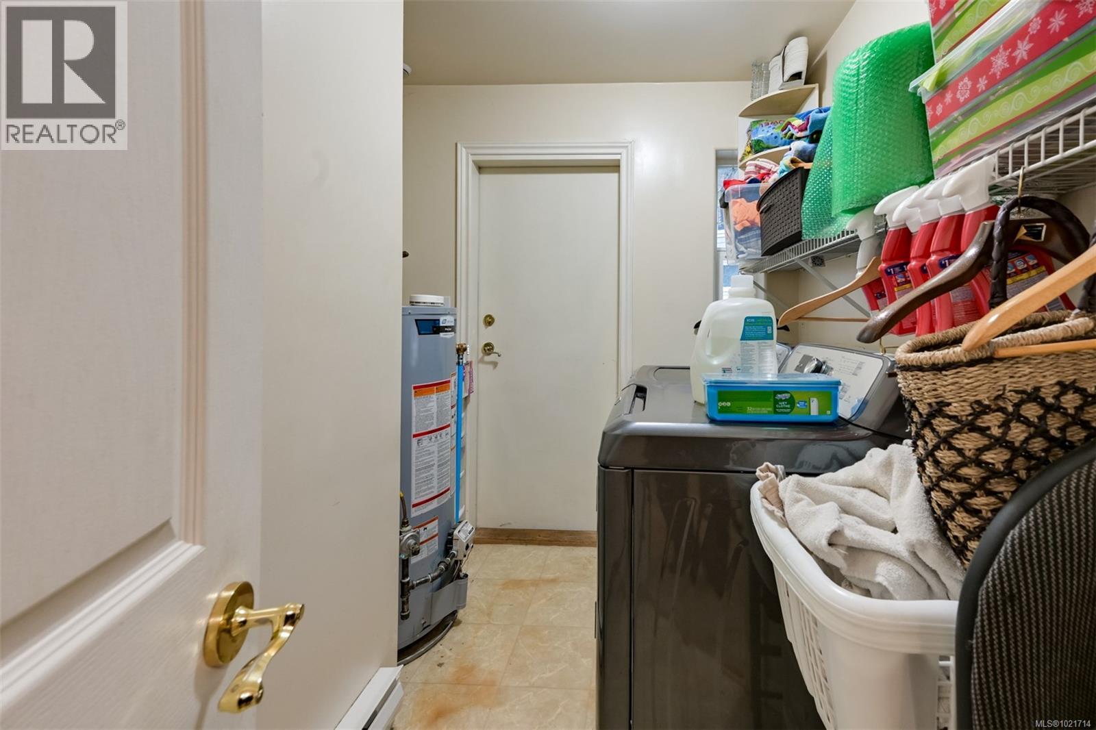 1975 Highland Rd, View Royal