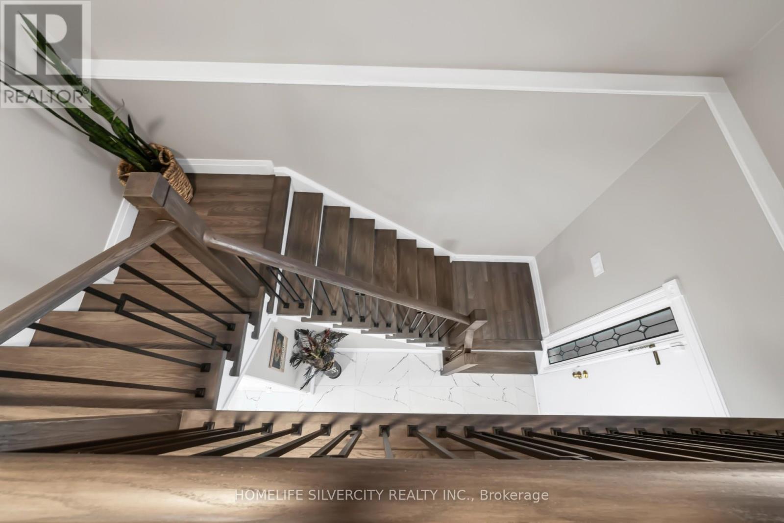 Single Family House for Sale in  LINDRIDGE AVENUE Brampton (Westgate) 