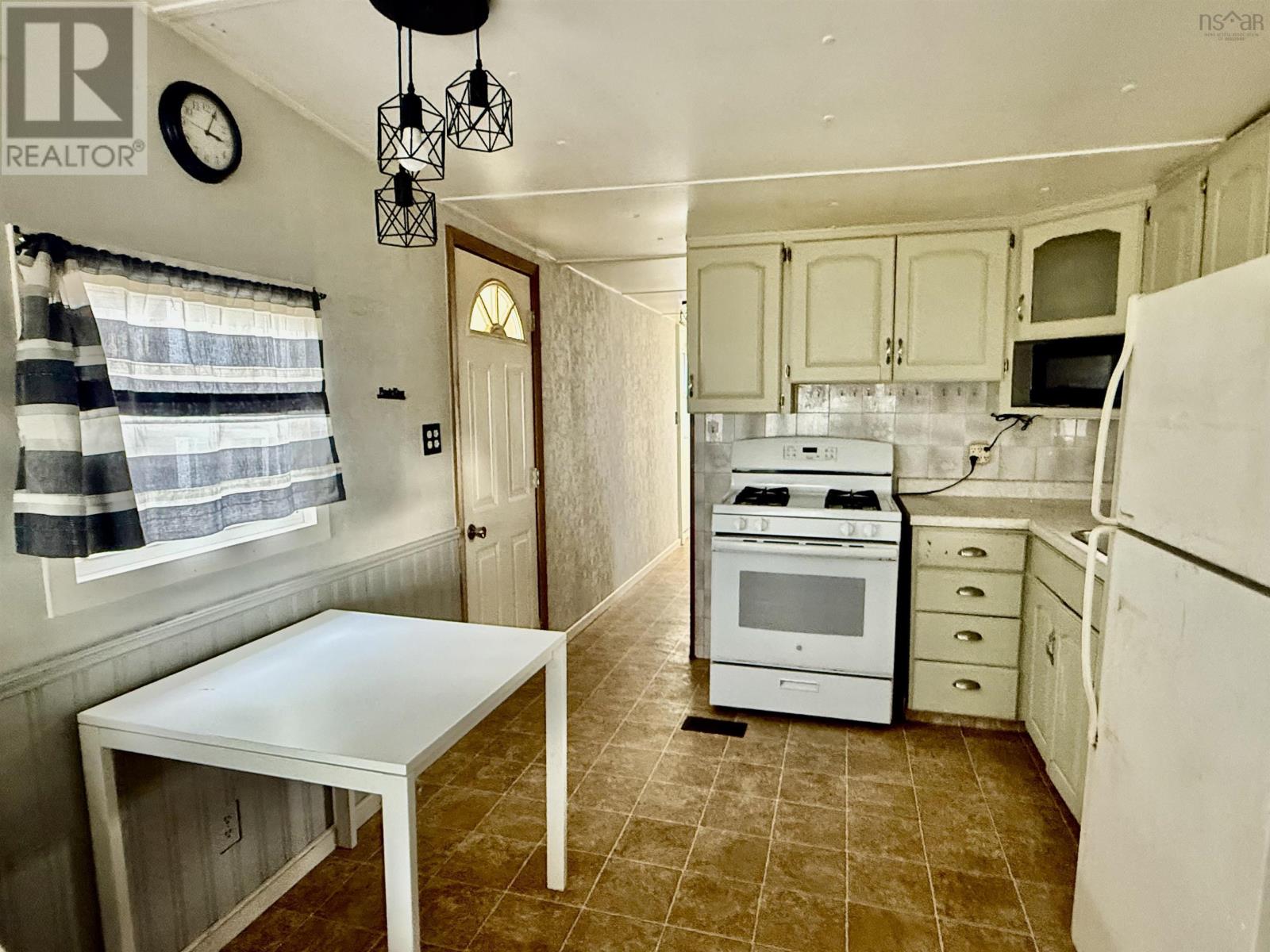 Property 2 of 30 of 2961 Main Street