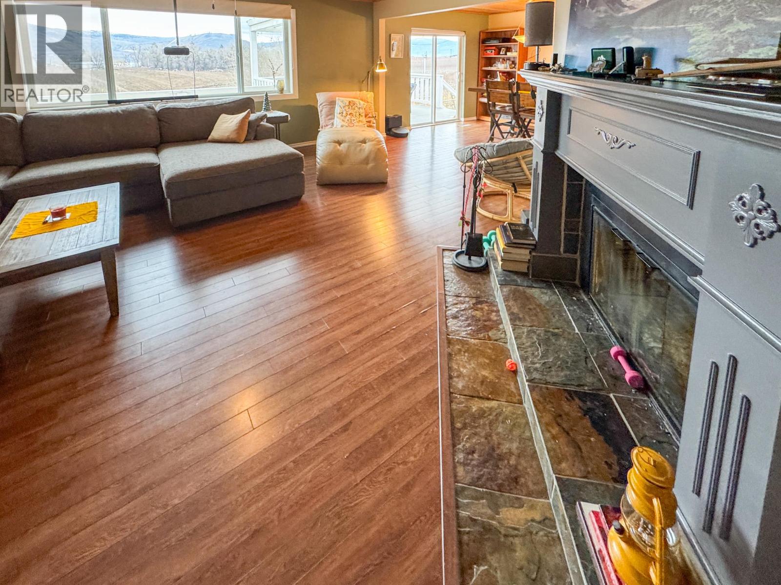 1827 97TH Street, Osoyoos