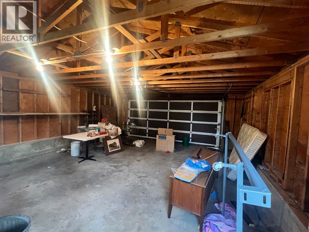 Single Family House Bungalow for Sale in  Huntchester Crescent NE Huntington Hills Calgary 