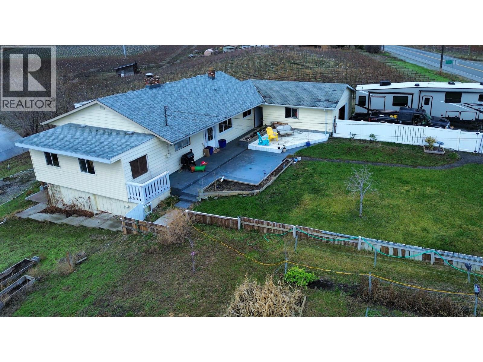 1827 97TH Street, Osoyoos