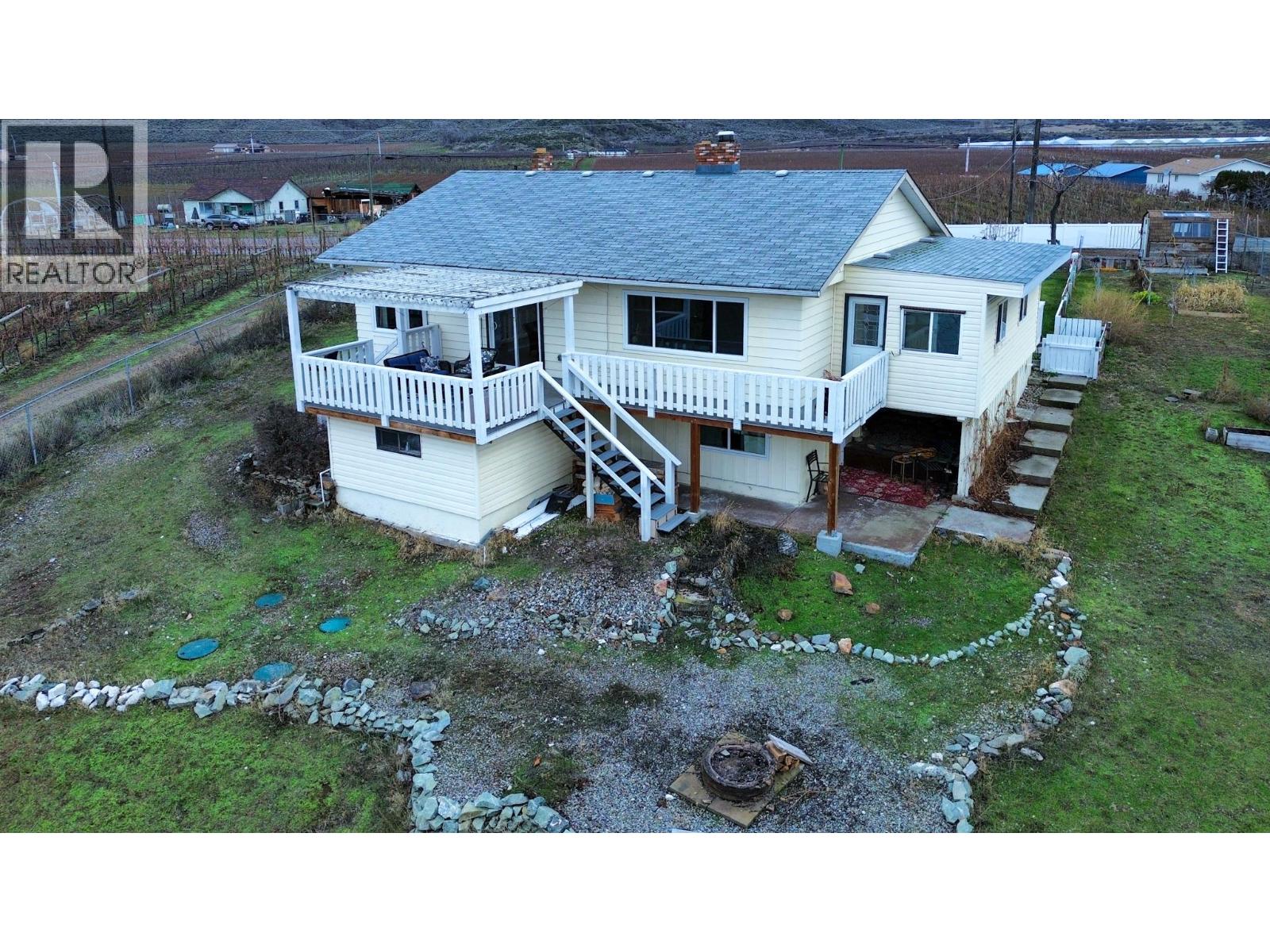 1827 97TH Street, Osoyoos