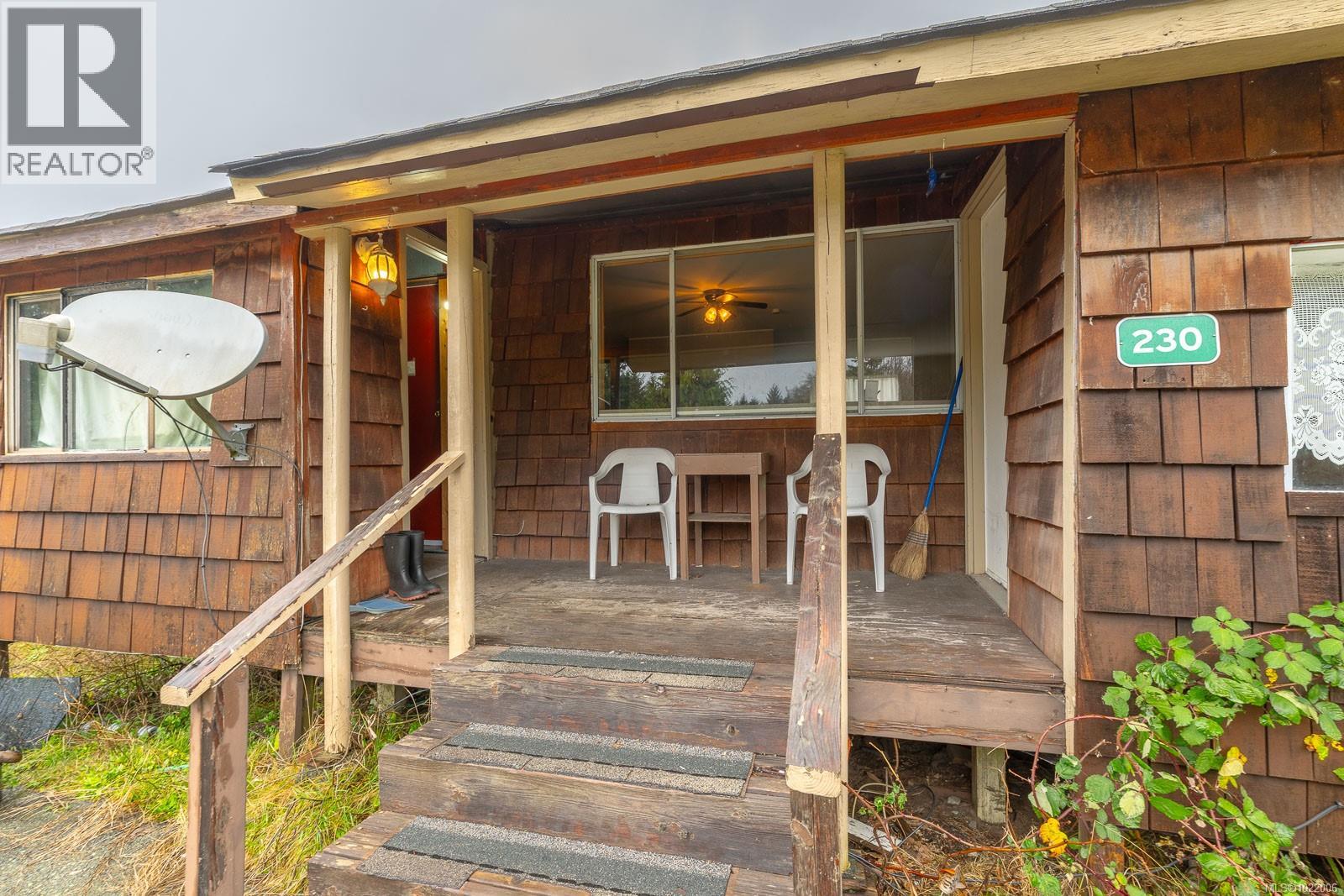 230 Clutus Rd, Bamfield