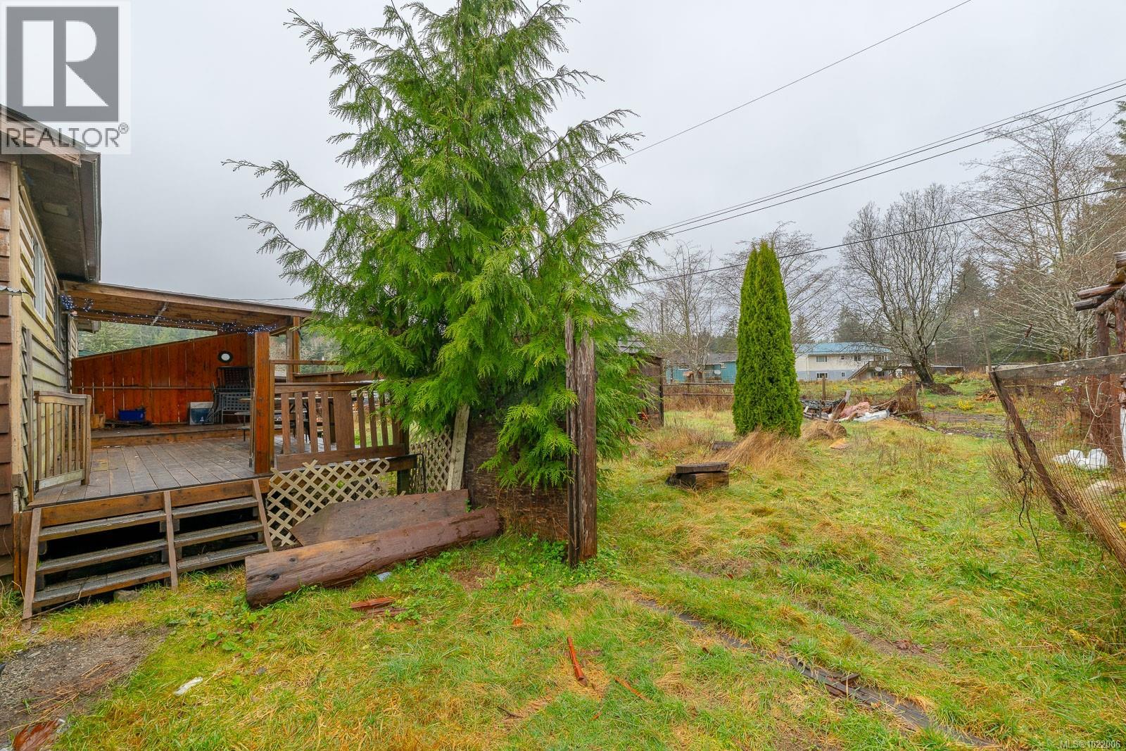 230 Clutus Rd, Bamfield