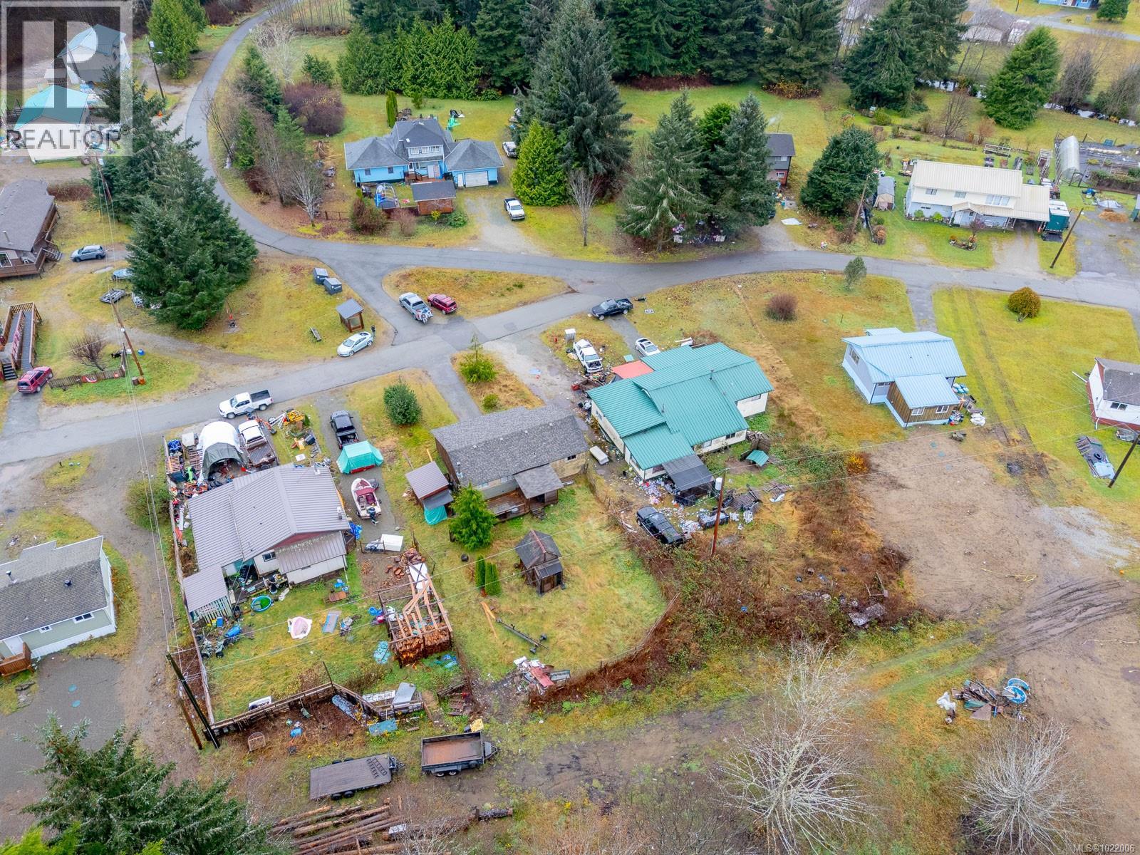 230 Clutus Rd - 65