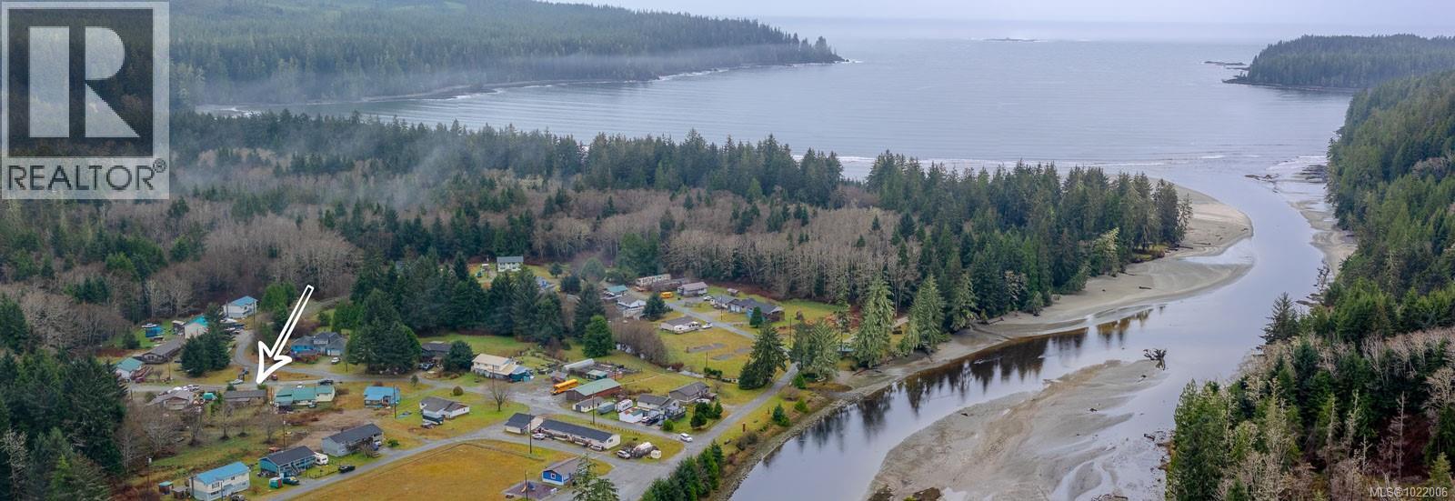 230 Clutus Rd, Bamfield