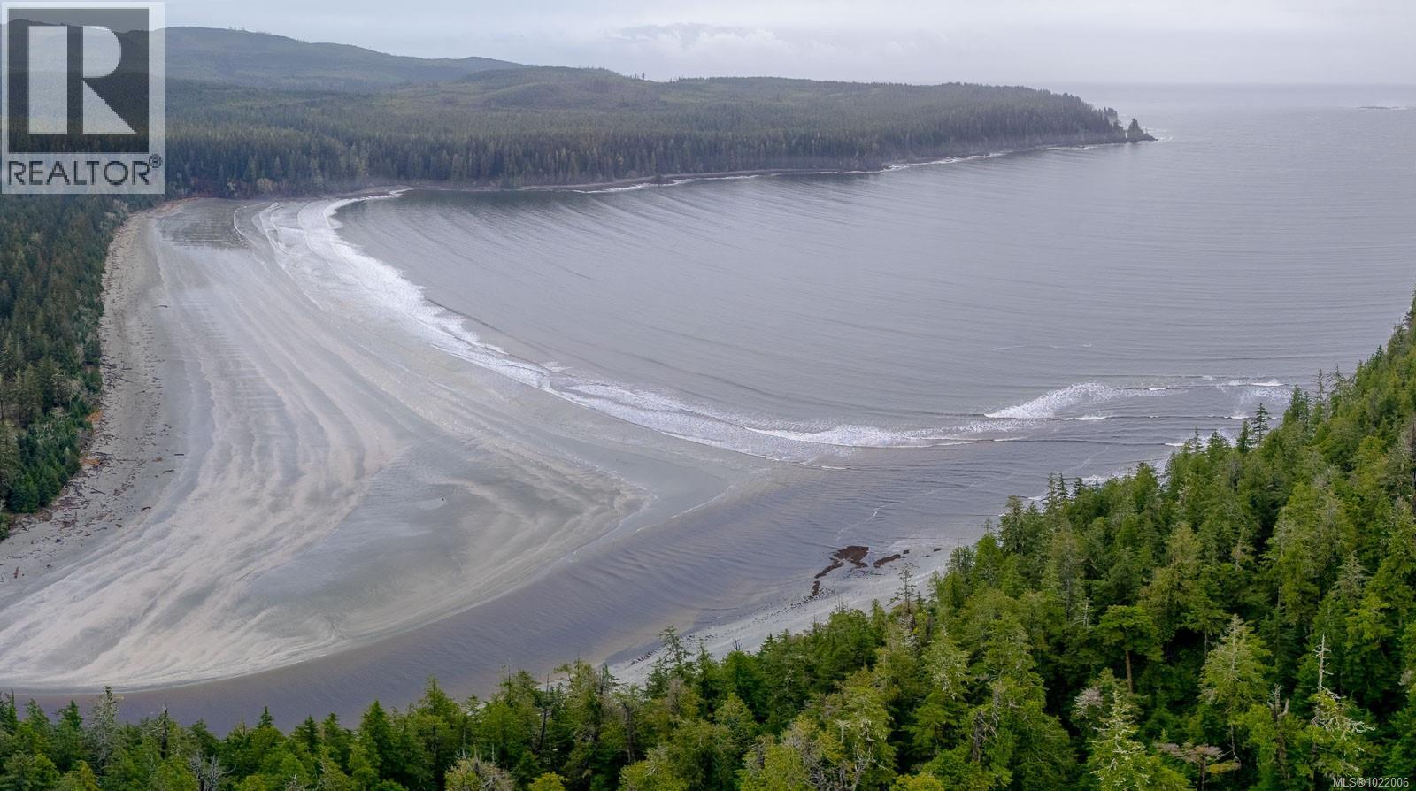 230 Clutus Rd, Bamfield