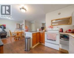 230 Clutus Rd, Bamfield, BC V0R1B0 Photo 19