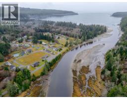 230 Clutus Rd, Bamfield, BC V0R1B0 Photo 21