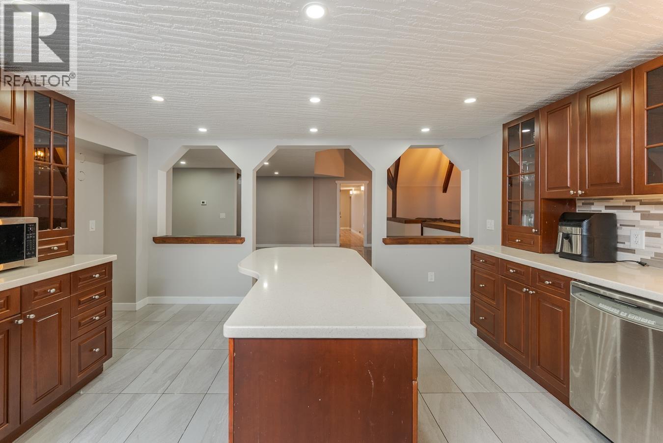 6315 CUMMINGS ROAD, Prince George