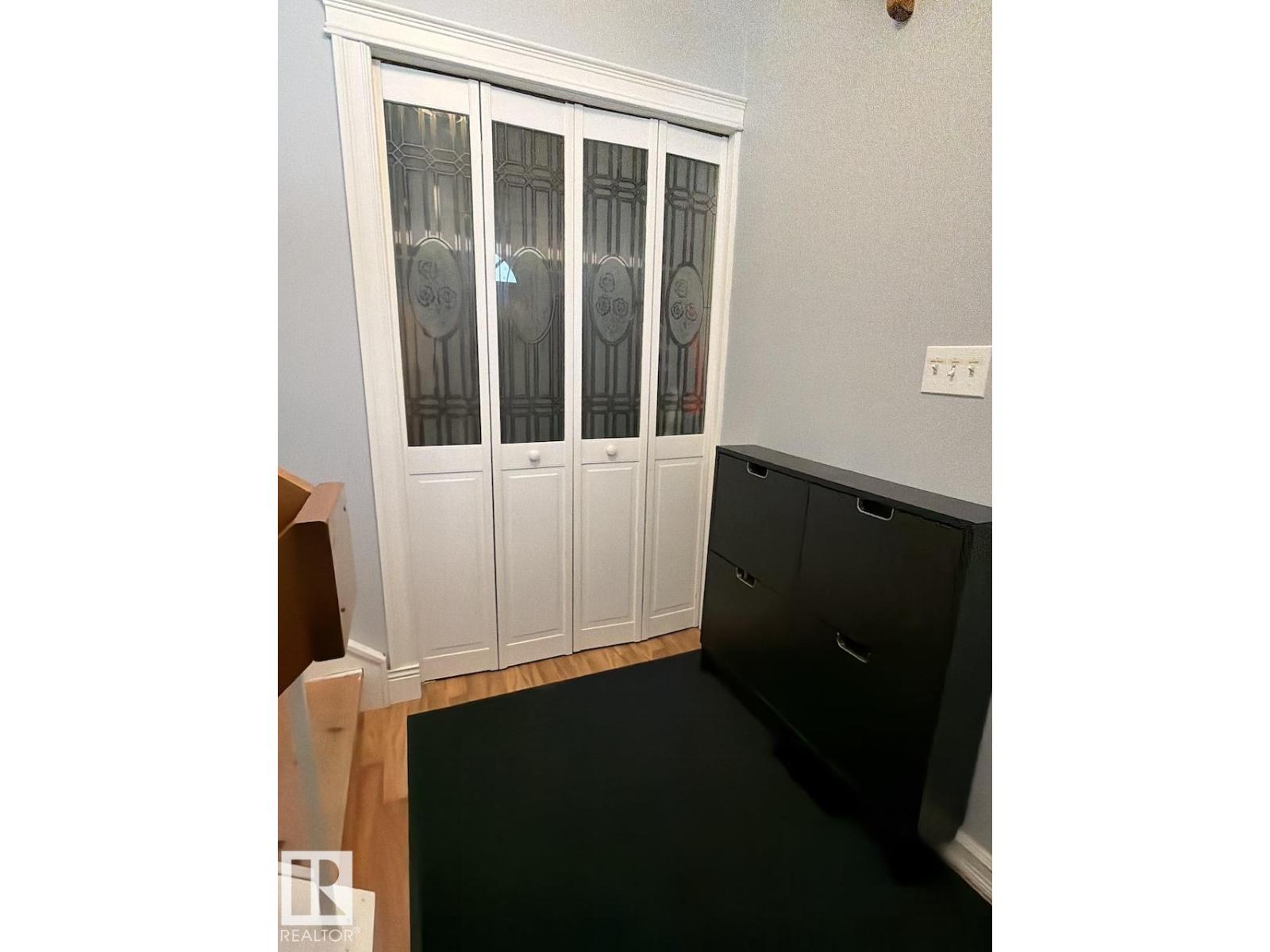 1307 36 ST NW, Edmonton