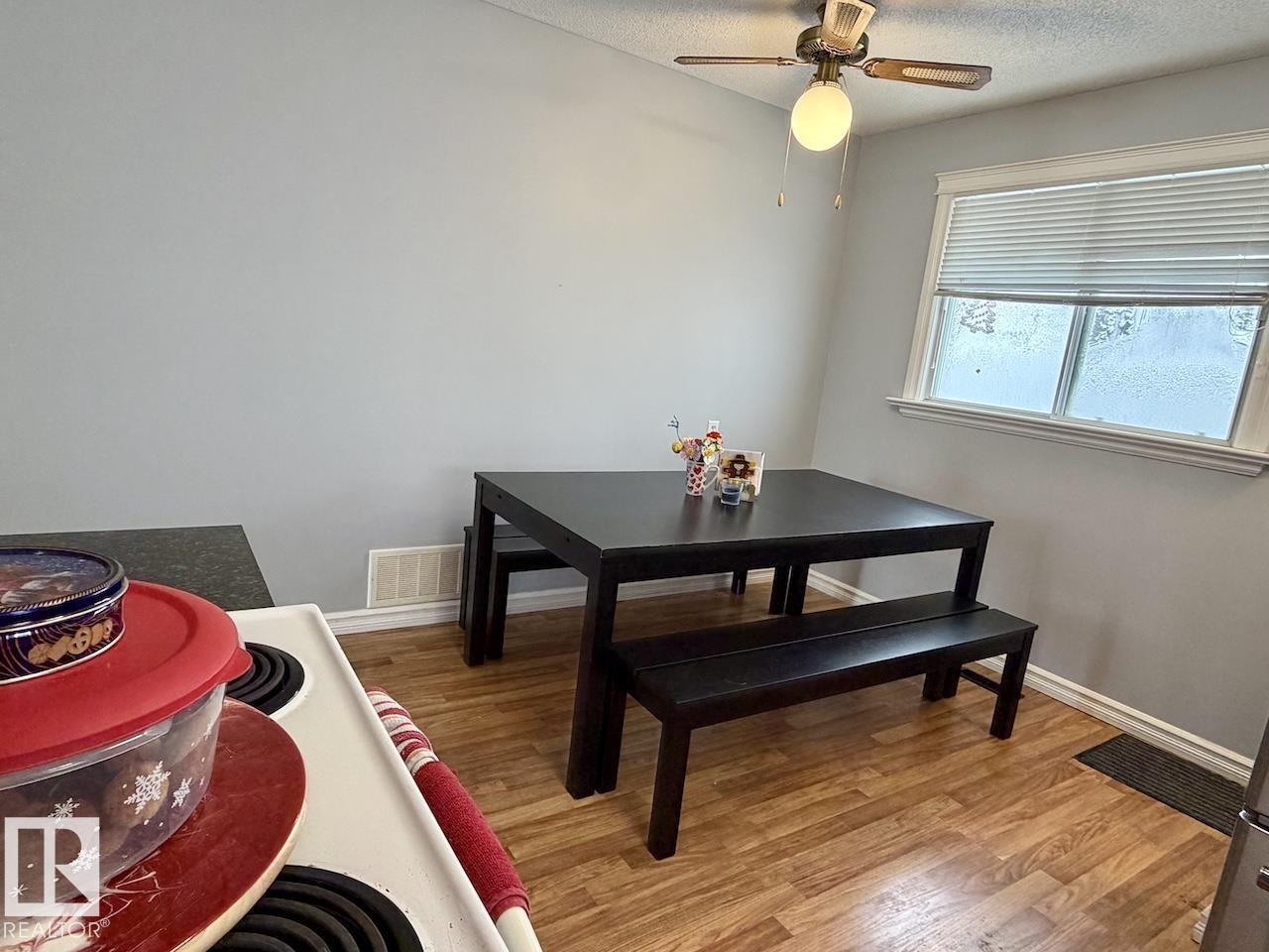 1307 36 ST NW, Edmonton